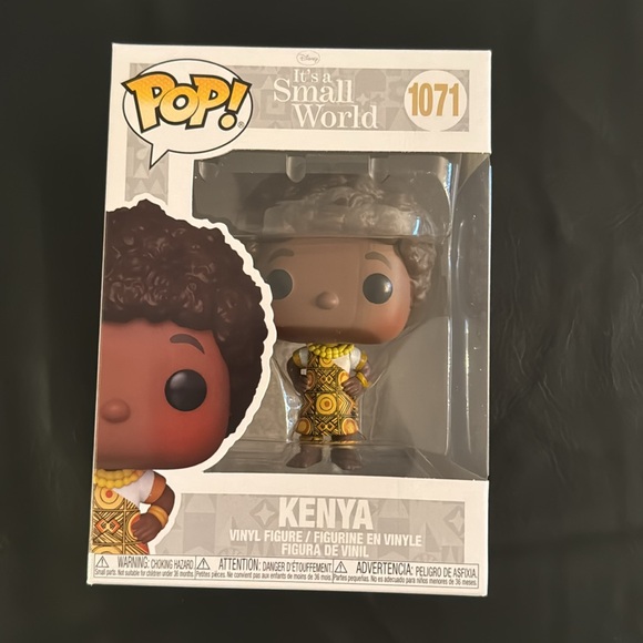 Funko POP! It’s a Small World - Kenya - Picture 2 of 7